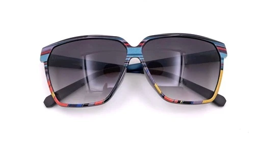 Multi color stripes sunglasses in TR90 and memory metal Multi color stripes sunglasses in TR90 and memory metal