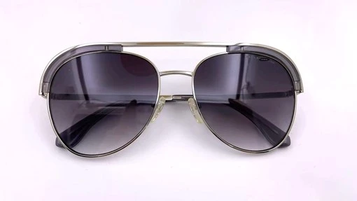 Eyebrow style smoke lens sunglasses Eyebrow style smoke lens sunglasses